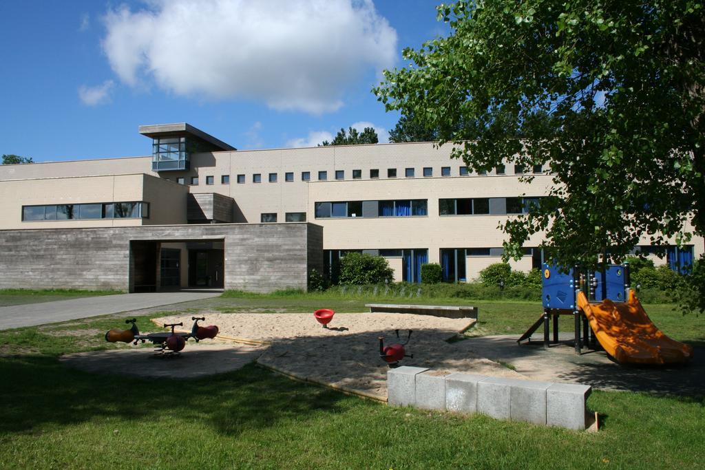 Jeugdherberg De Peerdevisser Oostduinkerke Kültér fotó